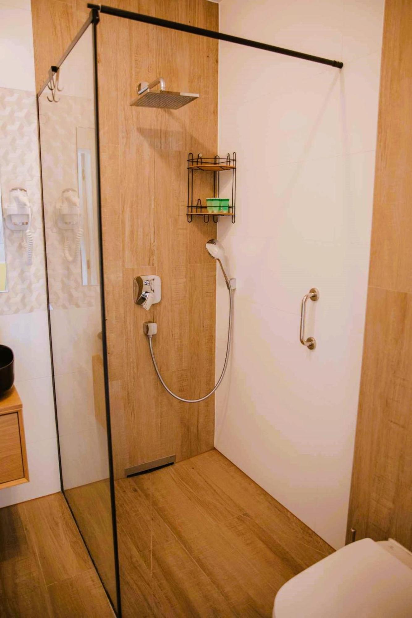 Hotel Stacja Kultura Poniatowa Esterno foto